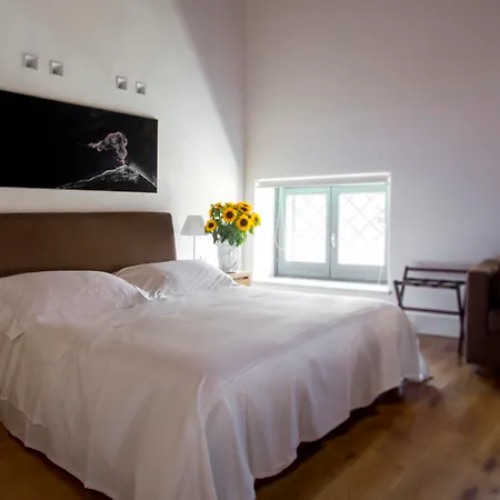 Palazzo Brunaccini Boutique Hotel-3